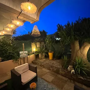 https://private-garden-in-center-of-saint-tropez.fr-provencehotel.com